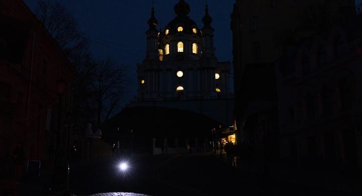 В Киеве возможны внеплановые отключения света: Районы