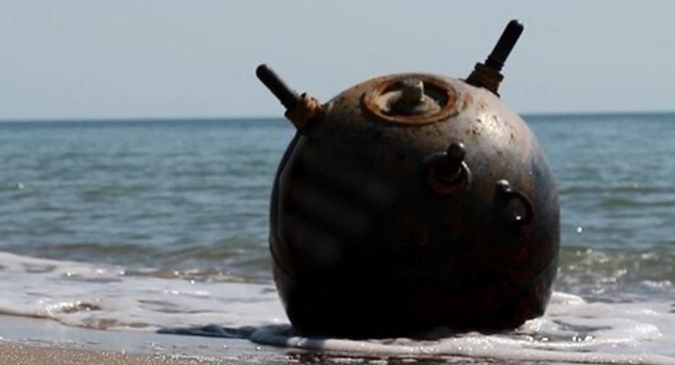 В Одессе к пляжу прибило мину - ОВА