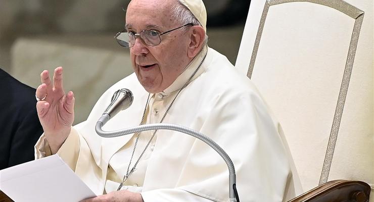 Войны не решаются инфантильной логикой оружия, - Папа Римский о войне в Украине