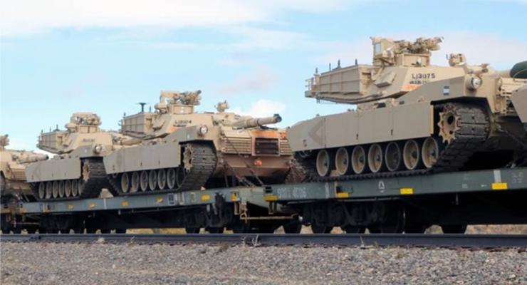 США снимают с консервации танки M1A1 Abrams
