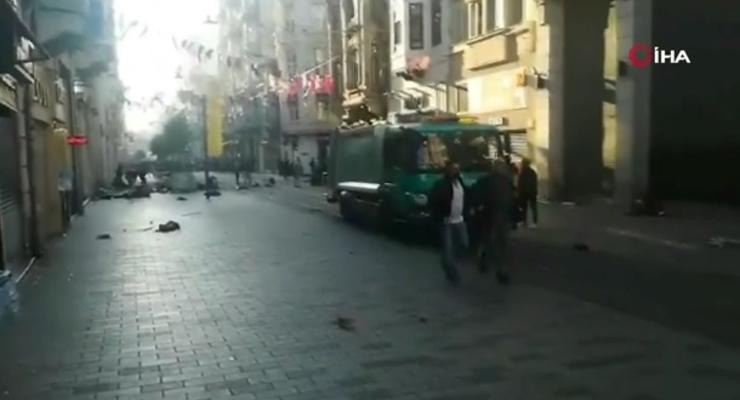 В центре Стамбула прогремел мощный взрыв - СМИ