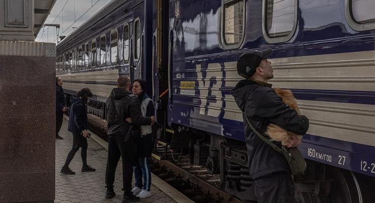 В Укрзализныце сообщили о задержке ряда рейсов из-за отсутствия напряжения