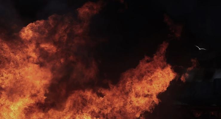 В окупованій Макіївці вибухнула нафтобаза росіян: фото