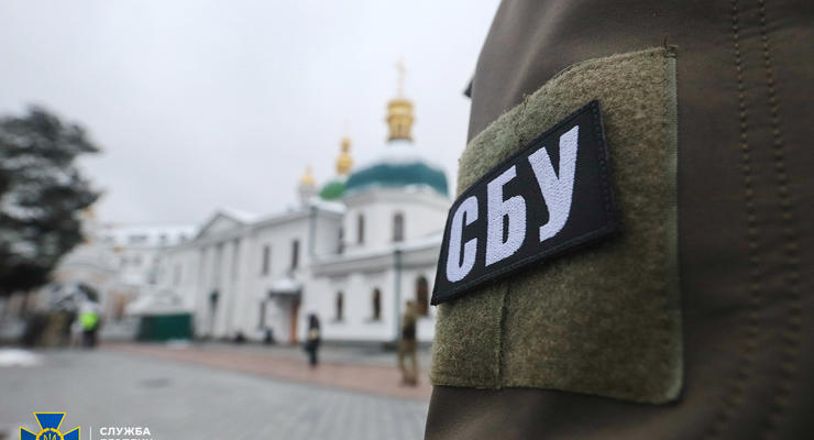 Официально: СБУ проводит обыски в Киево-Печерской Лавре