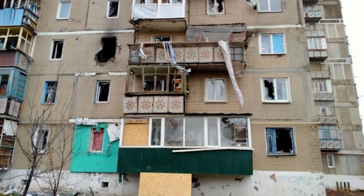 На Донбассе россияне убили жителя Бахмута и ранили восемь человек