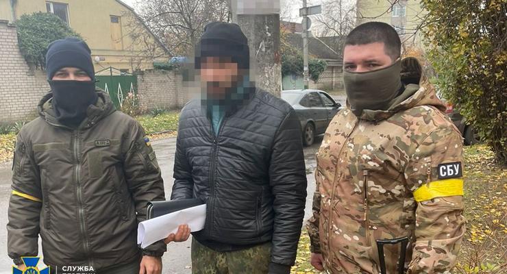 В Херсоне поймали двух российских “полицаев”