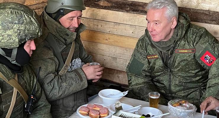 Мэр Москвы приехал на границу с Украиной помочь "обустроить рубежи"