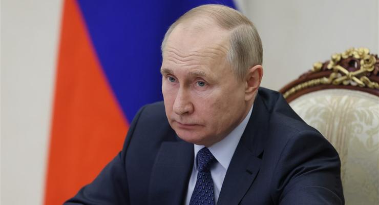 Путин впервые за 10 лет отменил ежегодную пресс-конференцию: что известно