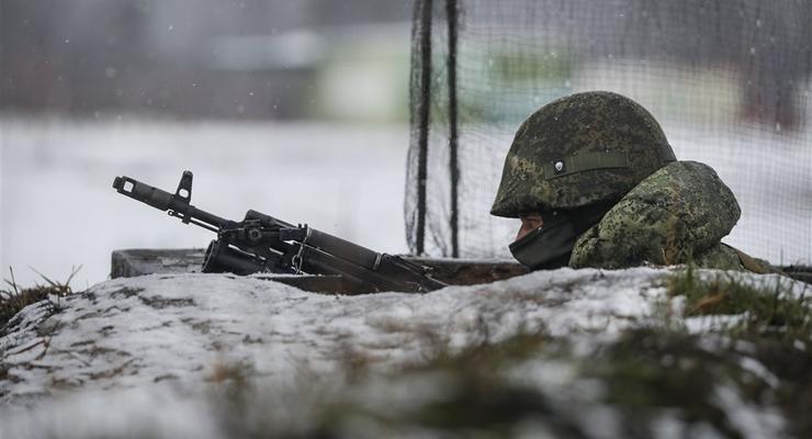 Вместо бронепластин РФ снабжает своих солдат "кольчугами" - фото