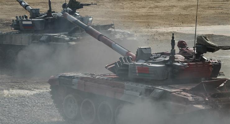 Беларусь перебрасывает танки к границам Польши и Литвы - СМИ