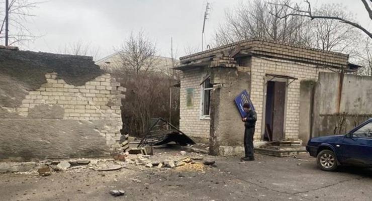 Россияне обстреляли штаб гумпомощи возле Херсона