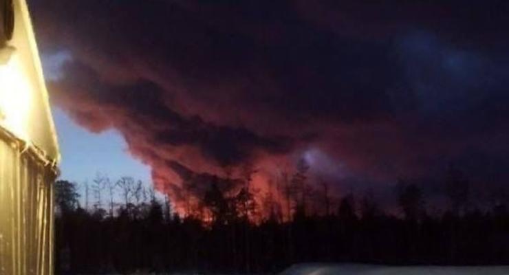 В РФ масштабный пожар на нефтяном месторождении