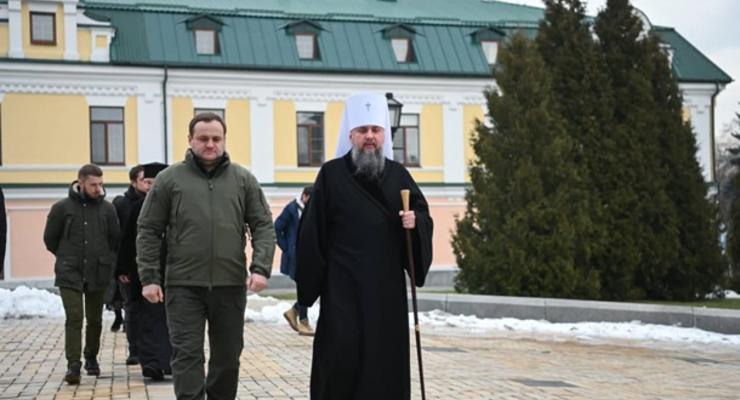 На Киевщине в храмах ПЦУ планируют создавать "пункты несокрушимости"