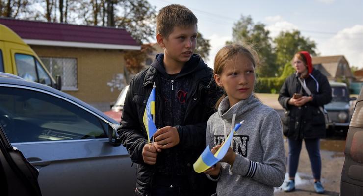 Оккупанты ищут детей, которые учатся в украинских онлайн-школах