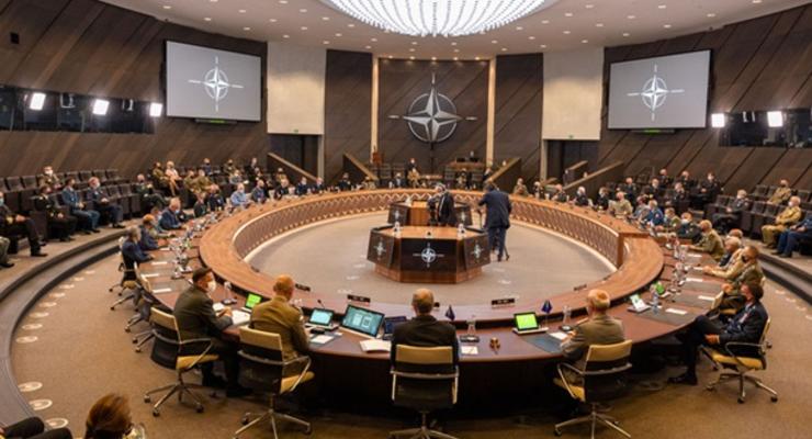 Военный комитет НАТО обсудит помощь Украине