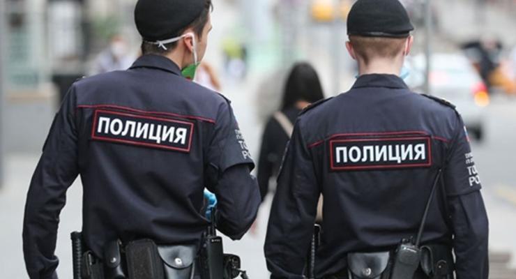 В РФ полиция ходит по домам, проводя перепись мужчин призывного возраста