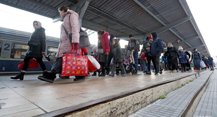 Румыния предоставит беженцам из Украины бесплатный проезд на первые 5 дней