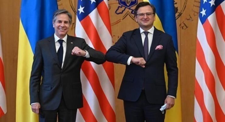 Кулеба и Блинкен обсудили дальнейшую помощь Украине