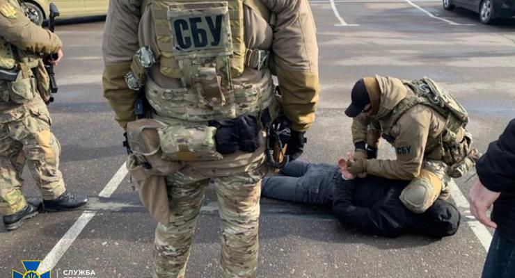СБУ задержала мужчин, которые передавали данные РФ для ударов по Донецкой области