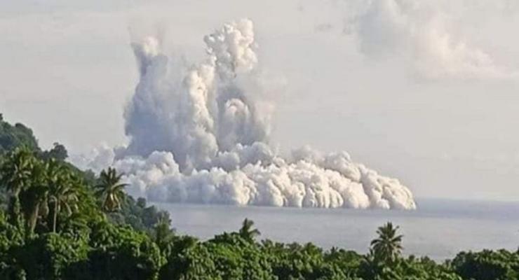 У Тихому океані почалося виверження підводного вулкана