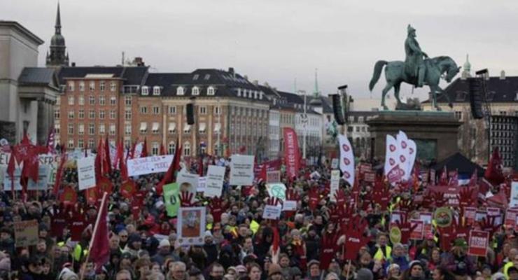 В Дании протестуют против отмены праздника