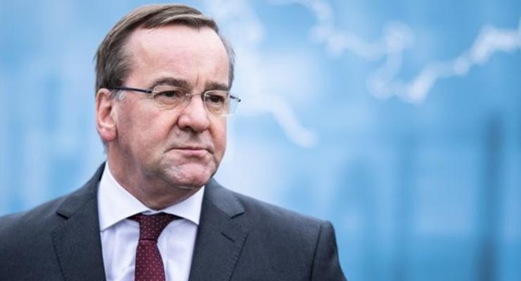 Министр обороны ФРН попросил для Бундесвера дополнительно 10 млрд евро