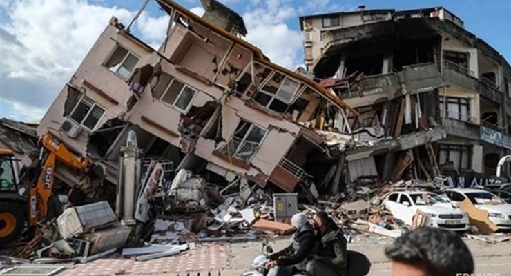 США увеличит размер помощи пострадавшим от землетрясения в Турции, Сирии