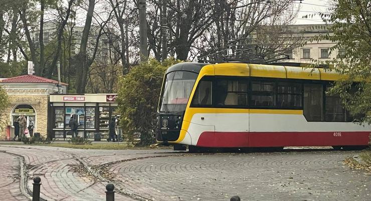 В Одесі зупинили трамваї через аварійні відключення світла