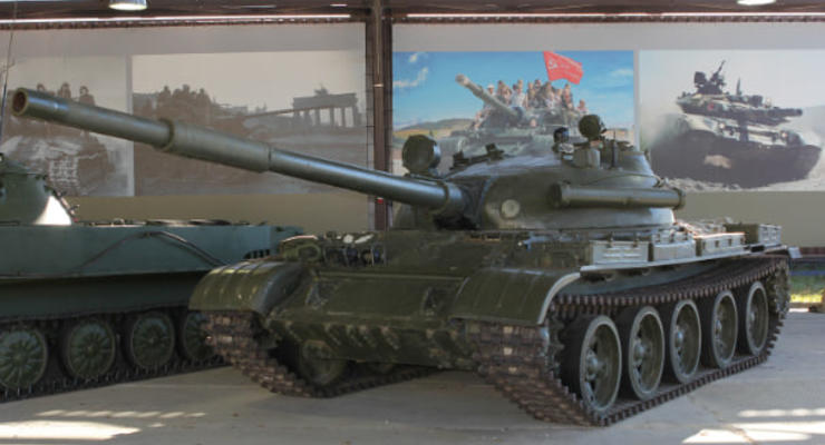 Главные танковые силы России могут получить танки 60-летней давности Т-62 - БР