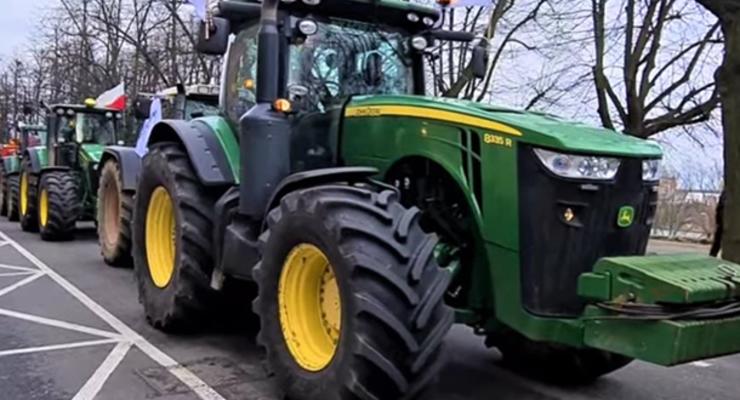 Польские фермеры заблокировали дорогу из Украины
