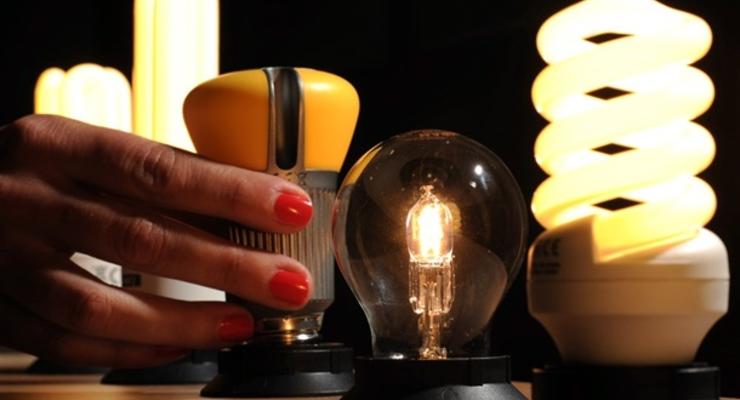 Зеленский: Украинцы получили более 12 млн LED-ламп