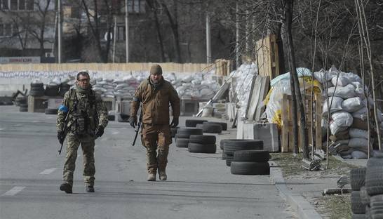 У Києві приберуть частину блокпостів і засиплють частину окопів - КМВА