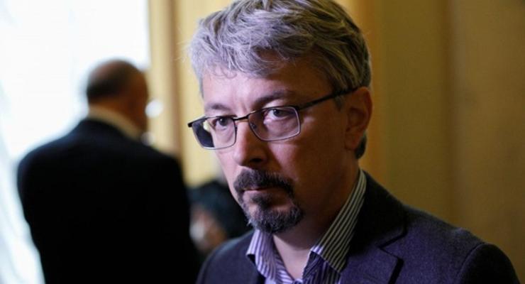 УПЦ МП будут "стимулировать" уйти из Лавры - Ткаченко