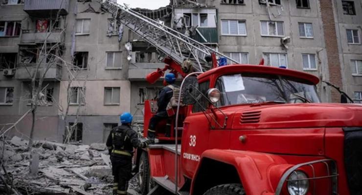 Количество жертв ракетного удара по Славянску снова возросло