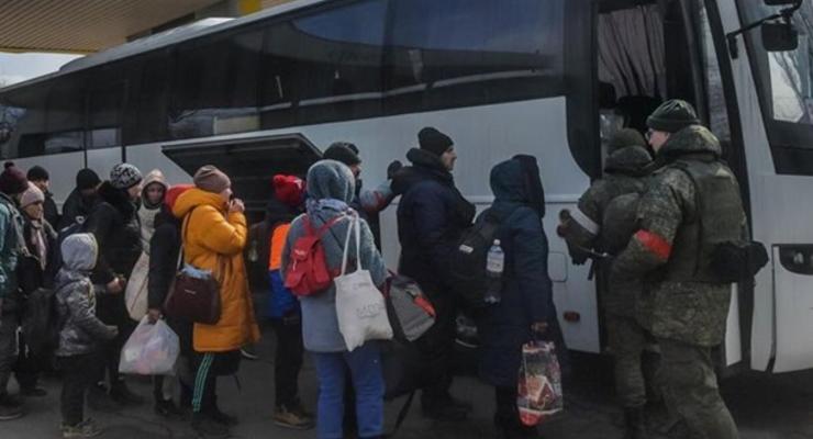 Россияне начали депортацию детей из Энергодара