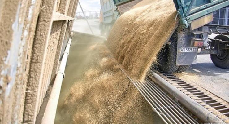Болгария рассматривает запрет на импорт украинского зерна
