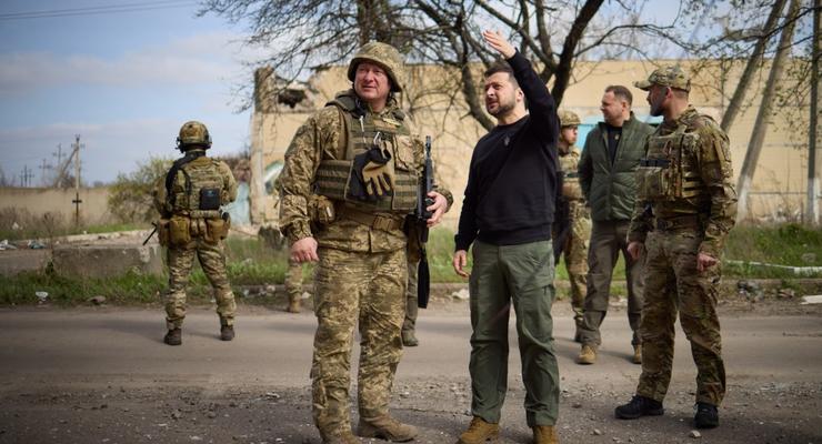 Зеленский посетил позиции ВСУ в Авдеевке