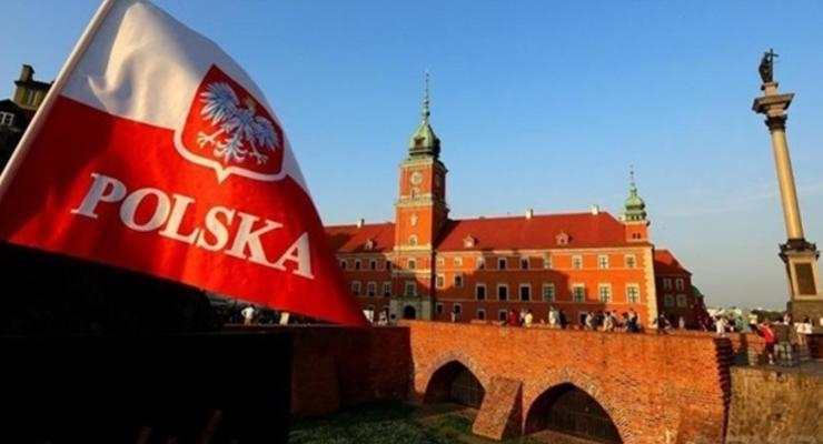 Польша изъяла средства со счетов посольства РФ - посол