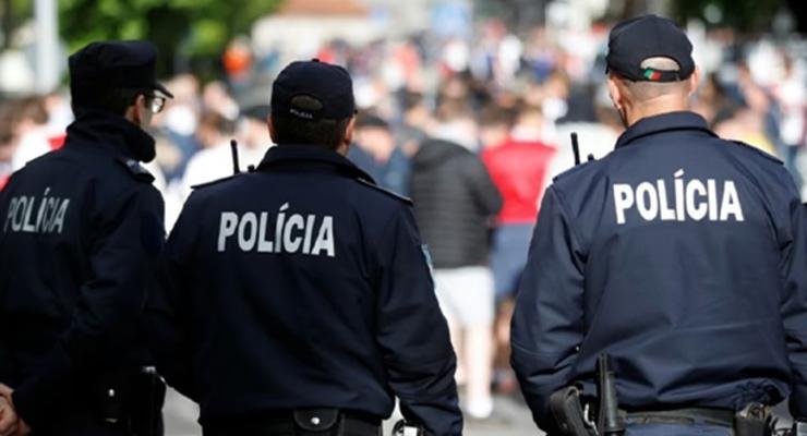 В Португалии мужчина убил трех человек после ссоры из-за голубей