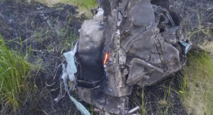 Зенитчики показали обломки сбитой ночью российской ракеты