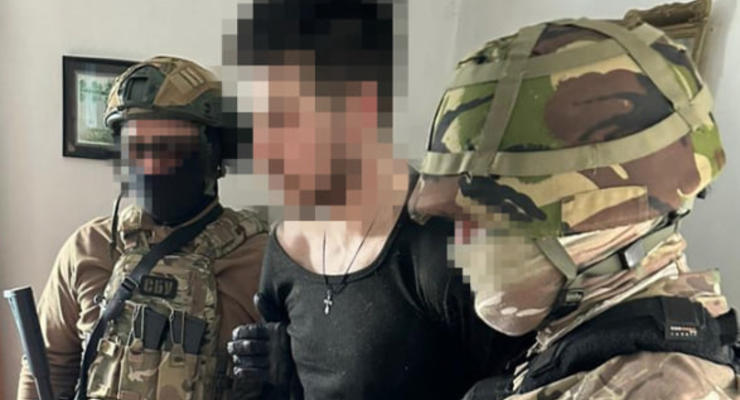 Передавав окупантам розвіддані про оборону Києва: СБУ затримала агента РФ