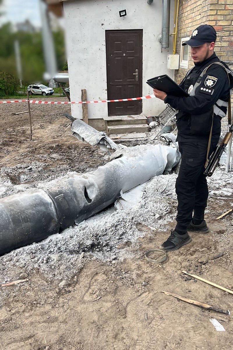 Поліція показала уламки російських ракет на Київщині / t.me/andrii_nebytov
