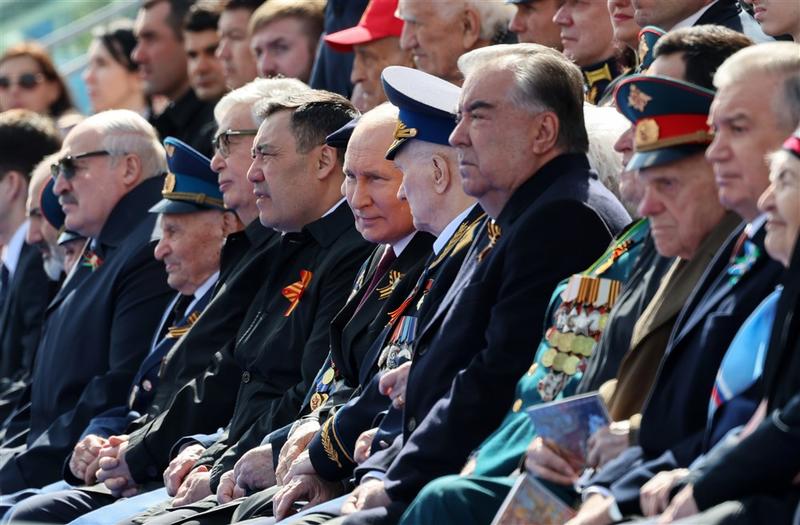 В МИД Украины прокомментировали МИД участие лидеров 6 стран на параде в Москве / ЕРА/UPG