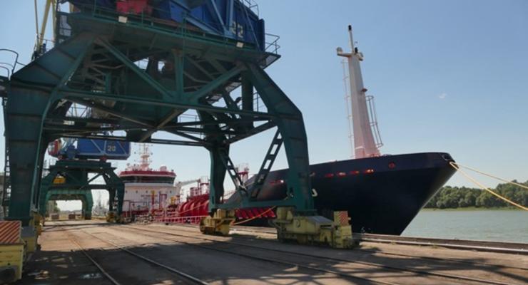 Порт Измаил в рекордный срок выполнил годовой план по грузопереработке