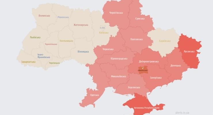 На половине территории Украины – воздушная тревога