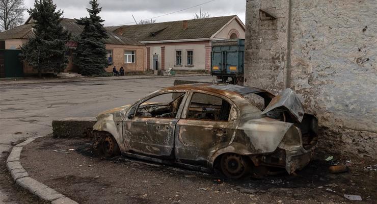 На Харьковщине авто подорвалось на взрывчатке: погибла женщина, 3 детей тяжело ранены