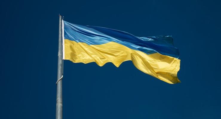В Вильнюсе появится 33 тыс. флагов Украины
