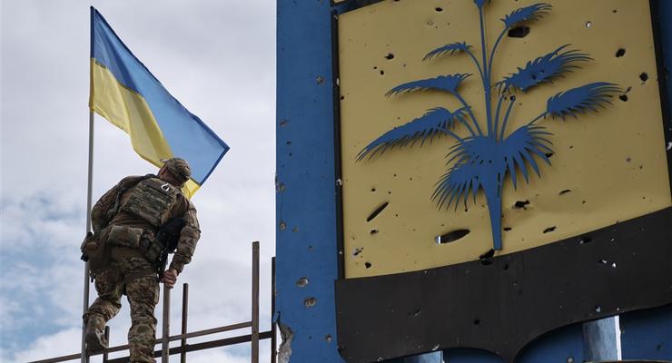 ВСУ установили украинский флаг на Курдюмовской дамбе