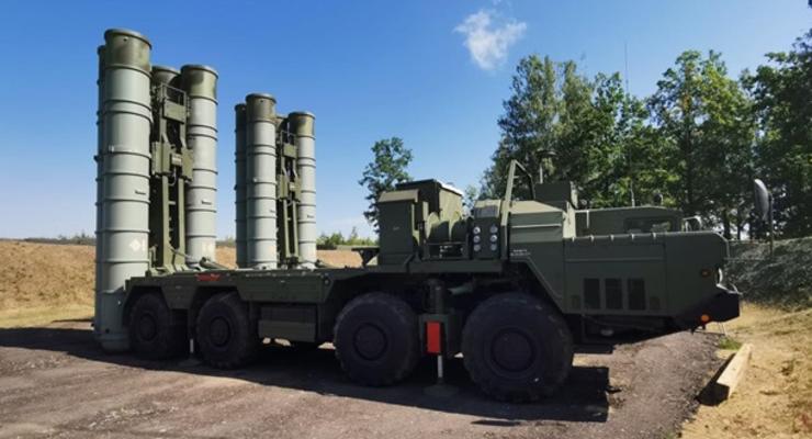 В Беларуси заступил на боевое дежурство дивизион ЗРК С-400