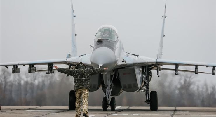 F-16 не оставят шансов РФ в украинском небе, - Зеленский